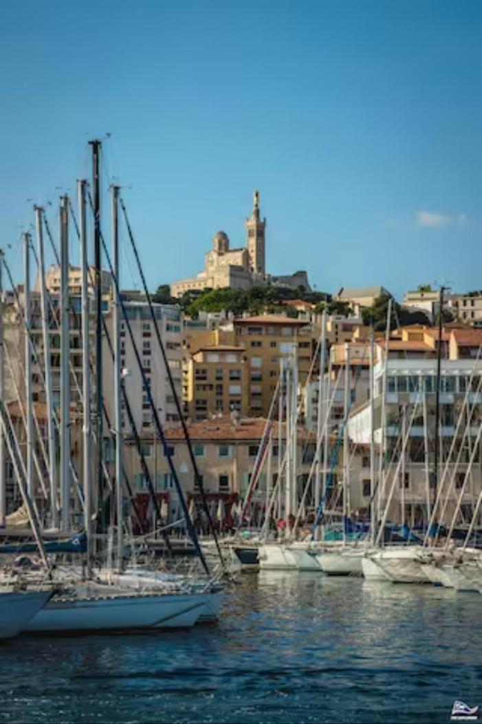 Escapade Marseillaise Pres Des Terrasses Du Port Apartment Marseille Luaran gambar